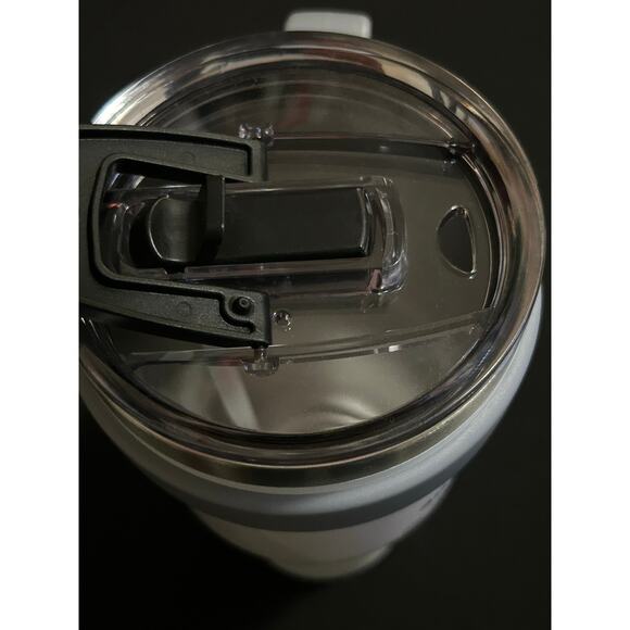 Reebok 40 Oz Insulated Tumbler/ Brand New - Picture 6 of 6